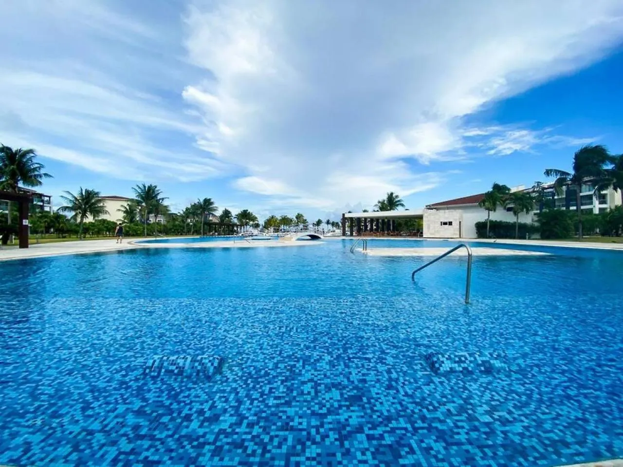 3Br Home With Private Pool Beach And Resort Amenities Playa del Carmen