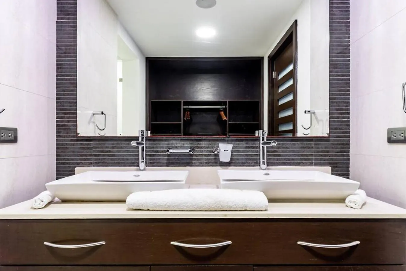 3Br Home With Private Pool Beach And Resort Amenities Playa del Carmen