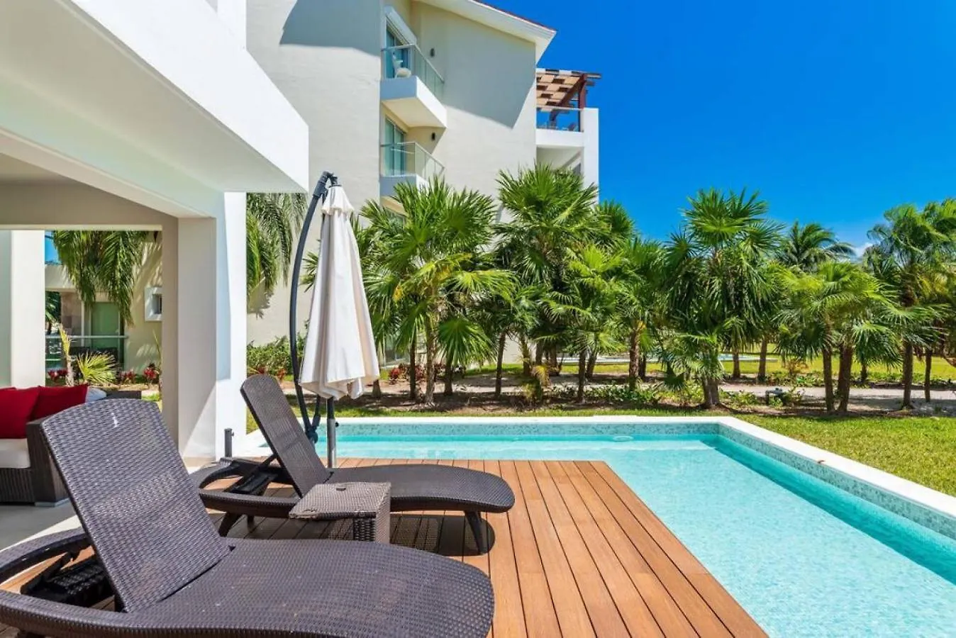 3Br Home With Private Pool Beach And Resort Amenities Playa del Carmen